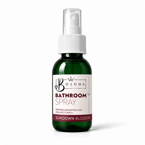 Bojuna Sundown Blossom Bathroom Spray 100 ml, green bottle with white spray pump and burgundy label on a white background.